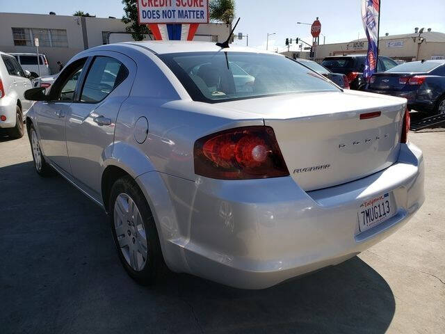 2011 Dodge Avenger Express