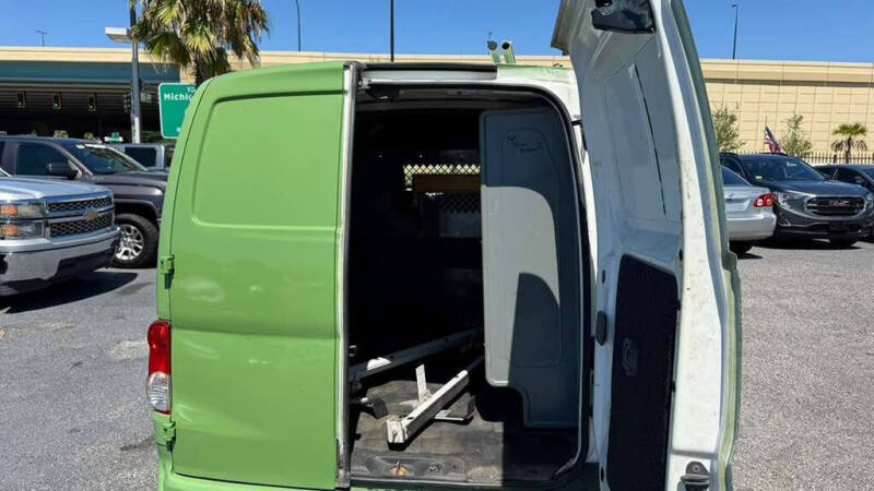 2015 Nissan NV200