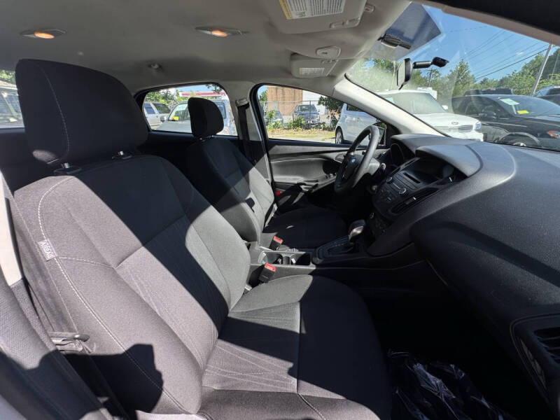 2017 Ford Focus S