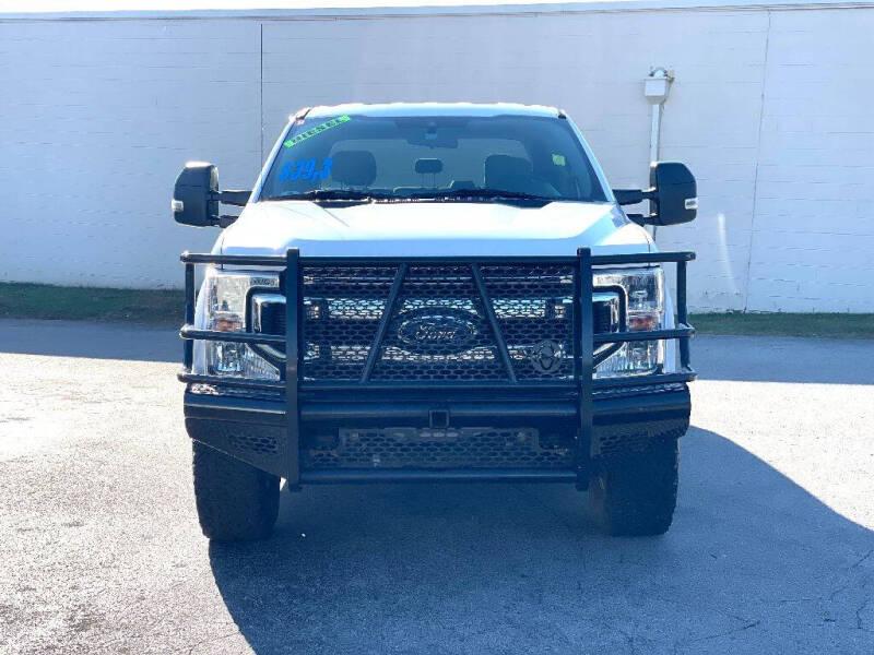 Used 2020 Ford F-350 Super Duty XL with VIN 1FT8W3BT2LEC37946 for sale in Knoxville, TN