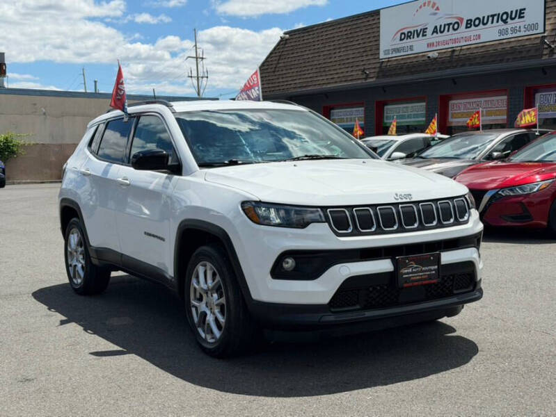 2022 Jeep Compass Latitude Lux