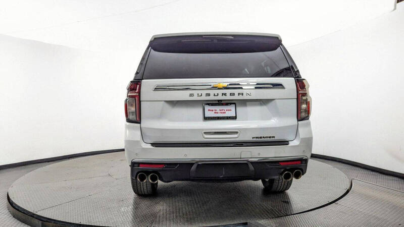 2023 Chevrolet Suburban Premier