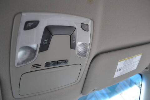 2012 Toyota Sienna LE 7-Passenger Auto Access Seat