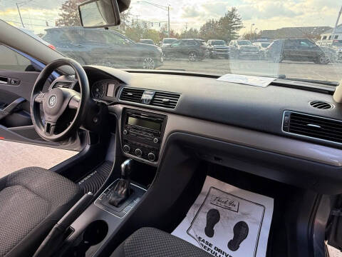 2012 Volkswagen Passat S