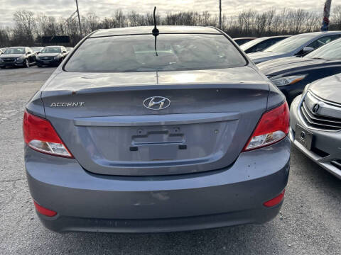 2017 Hyundai Accent SE