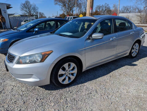 2008 Honda Accord for sale at AUTO PROS SALES AND SERVICE in Belleville IL