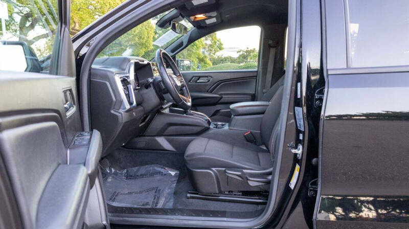 2024 GMC Canyon Elevation