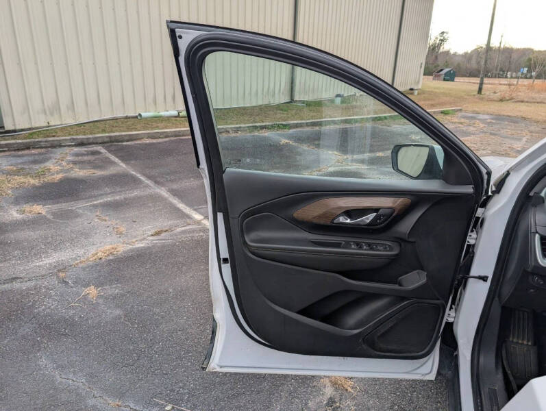 2020 GMC Terrain SLE