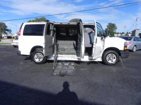 2003 Chevrolet Express for sale at 121 Motorsports in Mount Zion IL