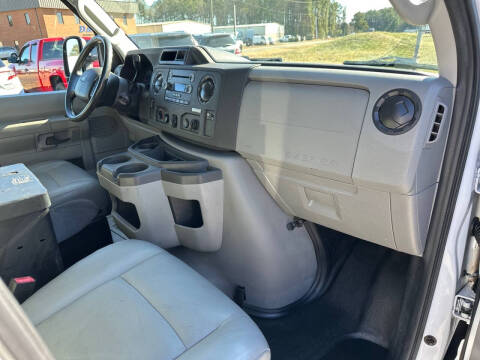 2014 Ford E-Series E-150