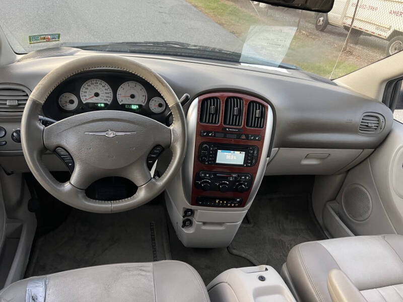 2007 Chrysler Town and Country Touring