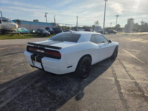 2014 Dodge Challenger SXT