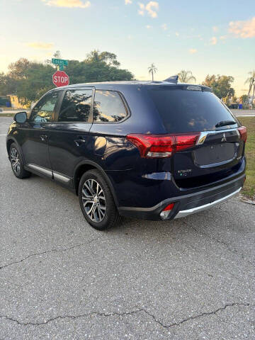 2018 Mitsubishi Outlander ES