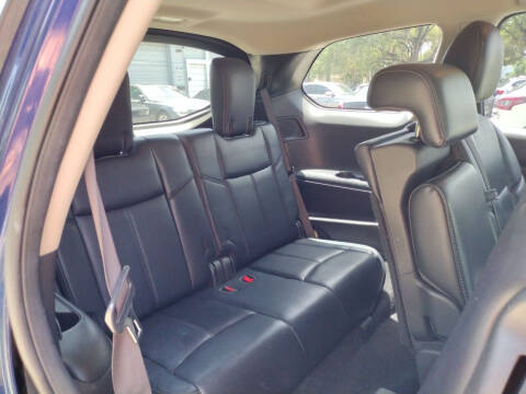 2017 Nissan Pathfinder SL