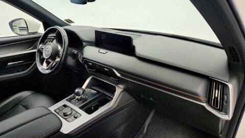 2024 Mazda CX-90 Plug-in Hybrid Premium Plus