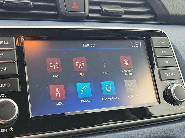 2023 Nissan Versa SV