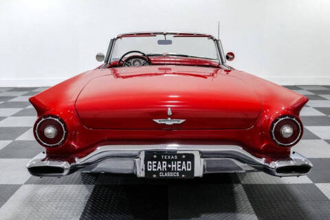 1957 Ford Thunderbird