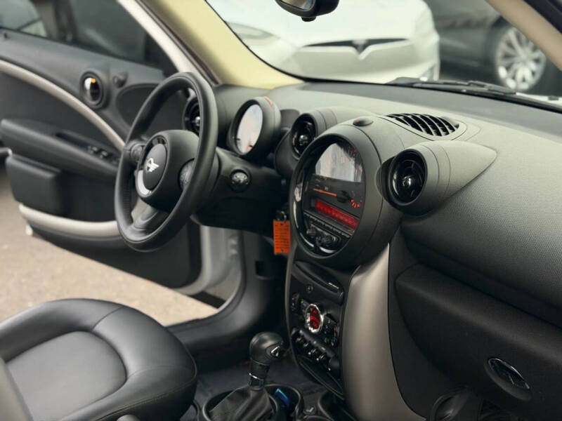 2015 MINI Countryman Cooper