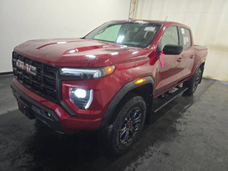 2024 GMC Canyon Elevation's photo