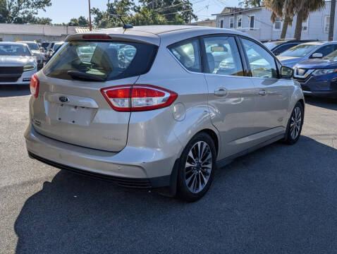 2017 Ford C-MAX Energi Titanium