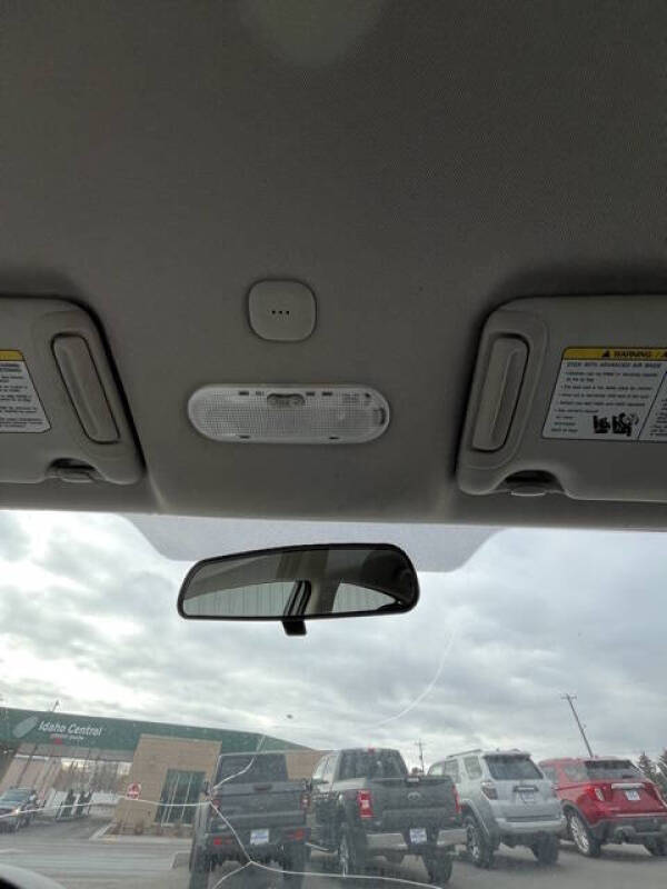 2015 Nissan Versa 1.6 S