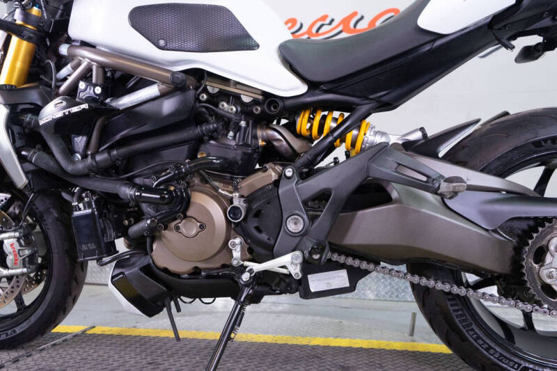 2016 Ducati Monster 1200 S