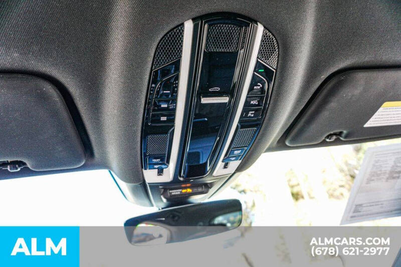 2023 Porsche Cayenne