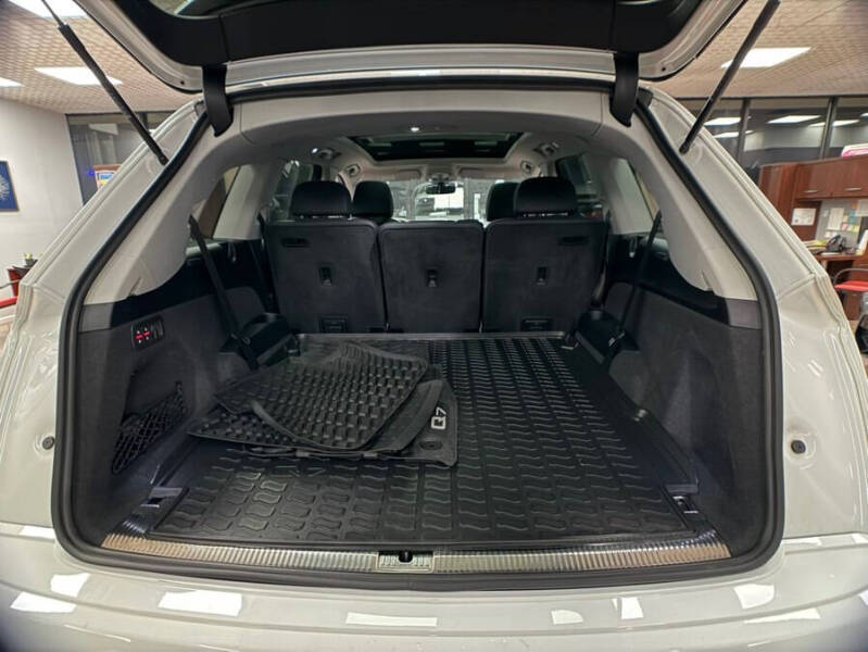 2022 Audi Q7 quattro Premium Plus 55 TFSI