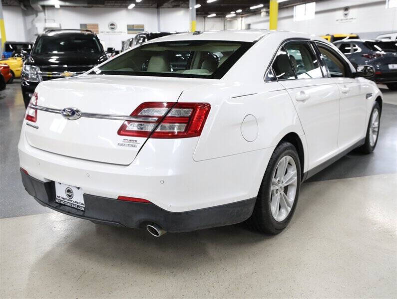 2015 Ford Taurus SEL