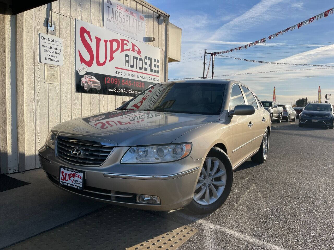 2007 Hyundai Azera for sale at Super Auto Sales Modesto in Modesto, CA