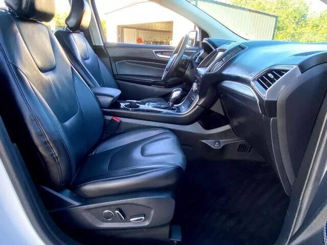 2017 Ford Edge Titanium