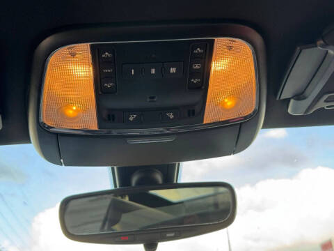 2023 Chrysler 300 S V6