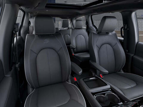 2027 Chrysler Pacifica Limited