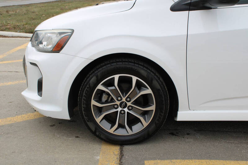 2018 Chevrolet Sonic LT Auto