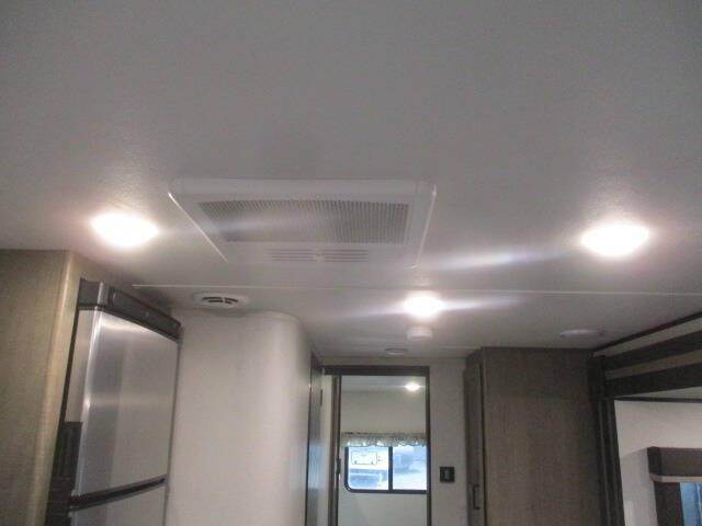 2021 Keystone RV Hideout 318BR