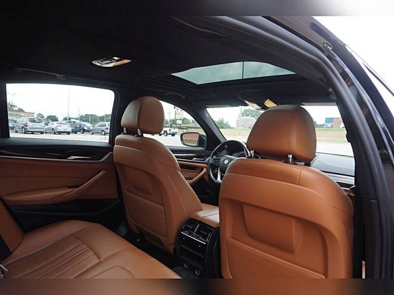 2017 BMW 5 Series 540i