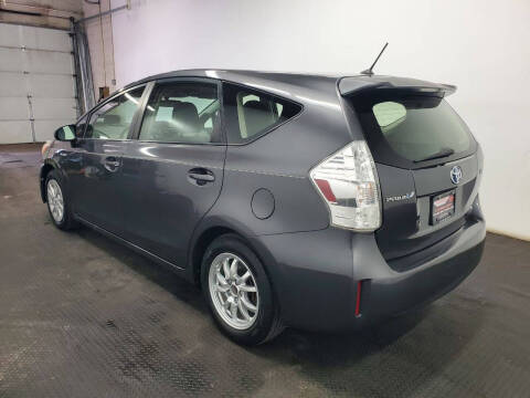 2014 Toyota Prius v Three