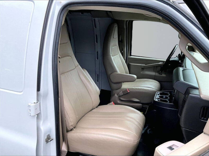 2021 Chevrolet Express 2500