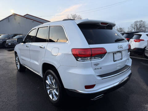 2016 Jeep Grand Cherokee Summit