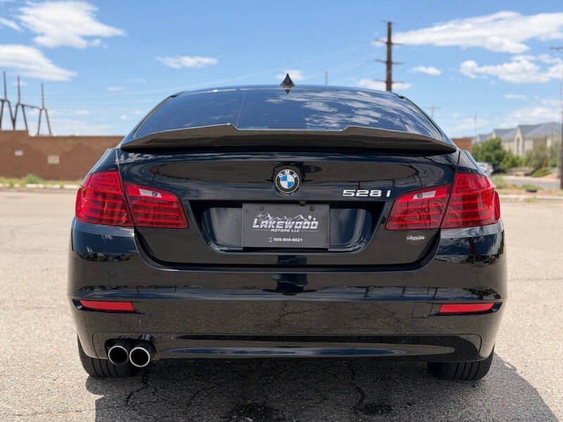 2015 BMW 5 Series 528i