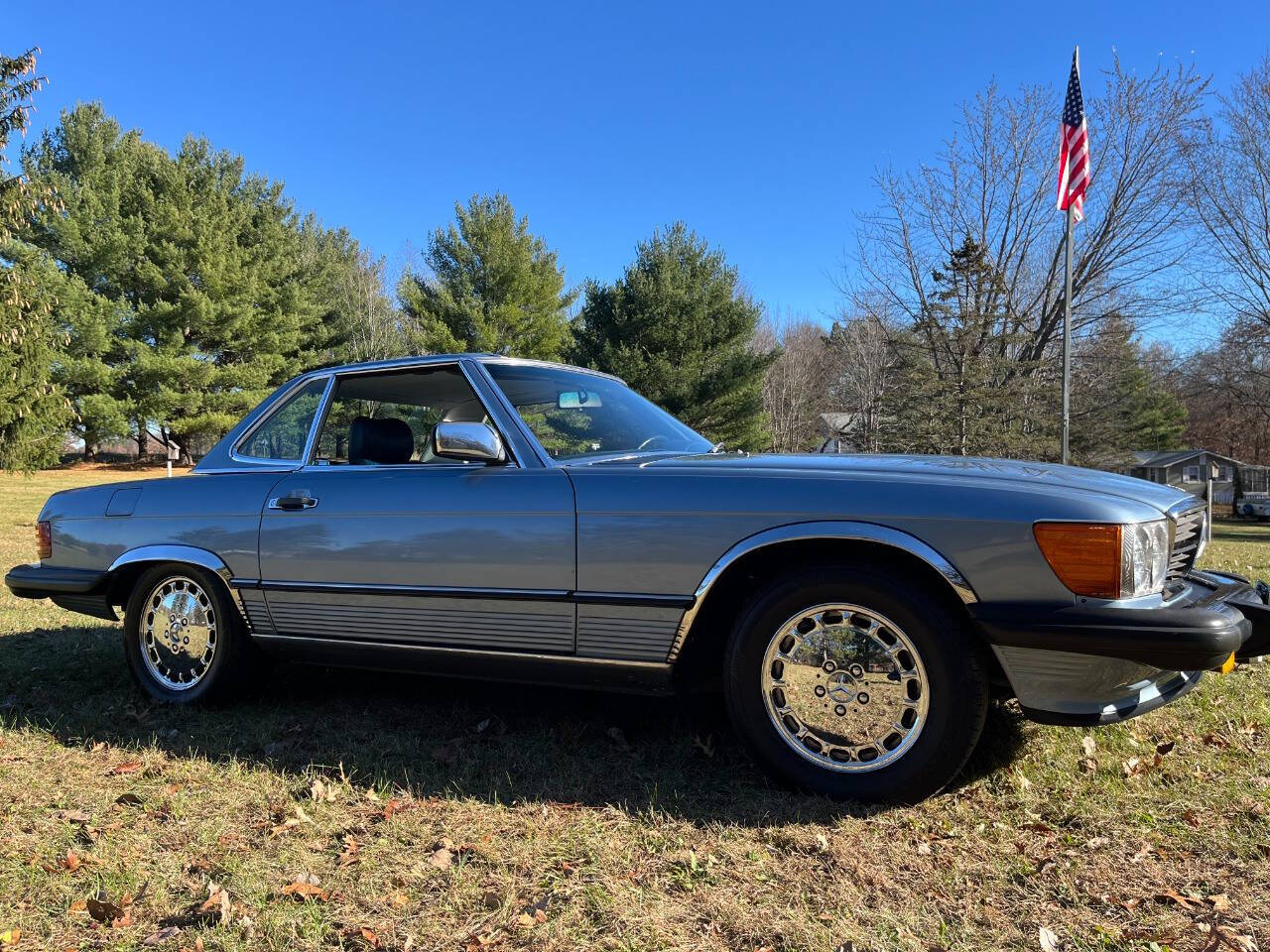 1986 Mercedes-Benz 560-Class 82