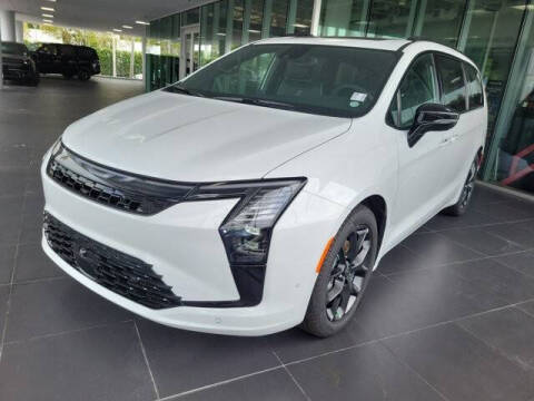 2027 Chrysler Pacifica Limited