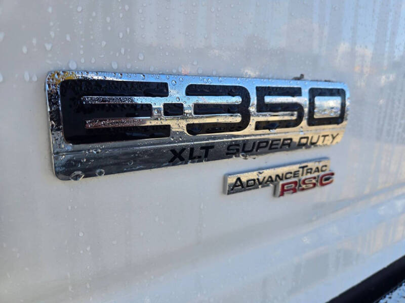 2012 Ford E-Series E-350 SD XLT