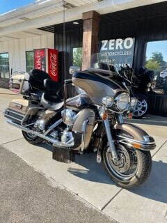 2004 Harley-Davidson Ultra Classic for sale at Boondox Motorsports in Caledonia MI