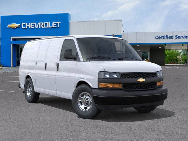 2025 Chevrolet Express 2500