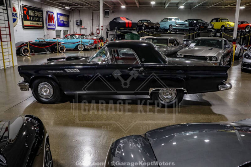 1957 Ford Thunderbird