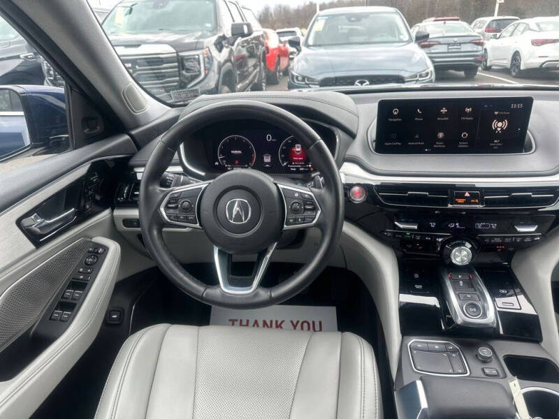 2023 Acura MDX w/Tech