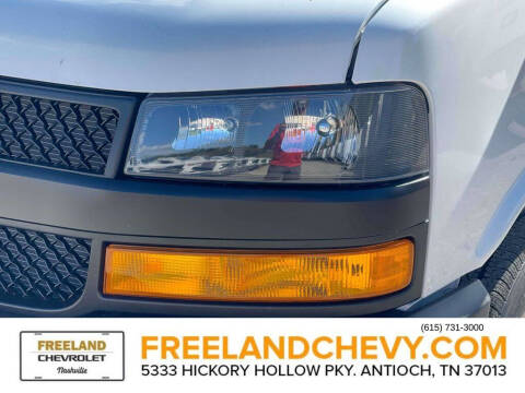 2025 Chevrolet Express 3500