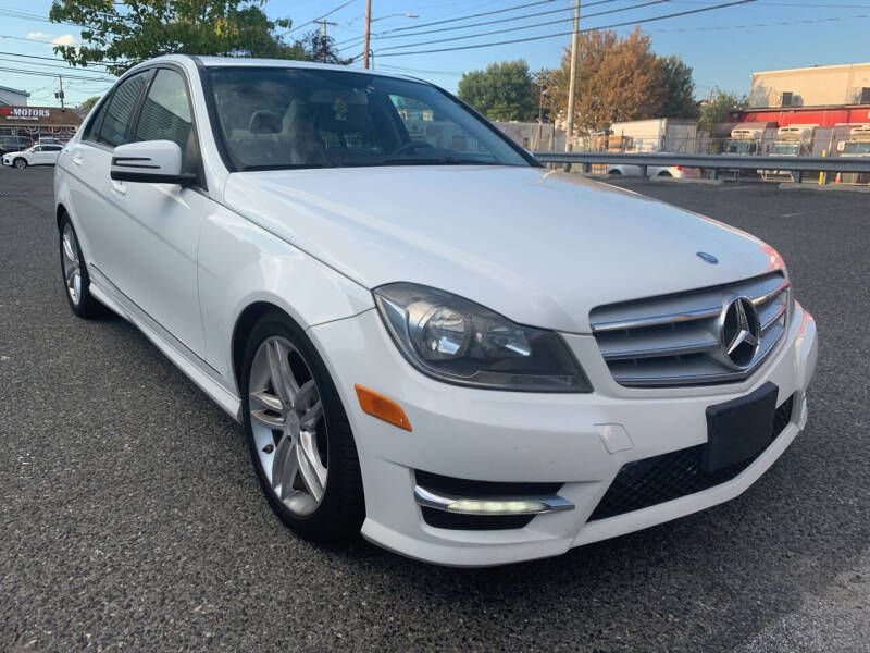2013 Mercedes-Benz C-Class C 300 Luxury 4MATIC