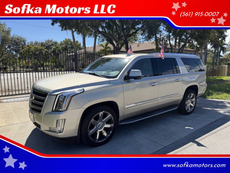 2016 Cadillac Escalade ESV Luxury's photo